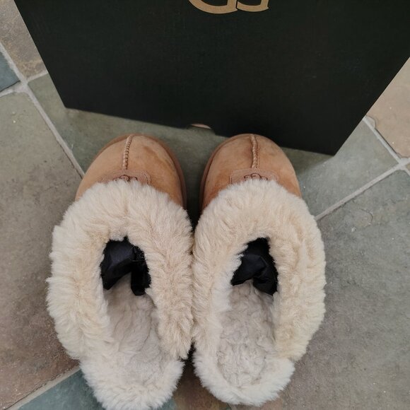 UGG Slippers Coquette - Picture 7 of 7